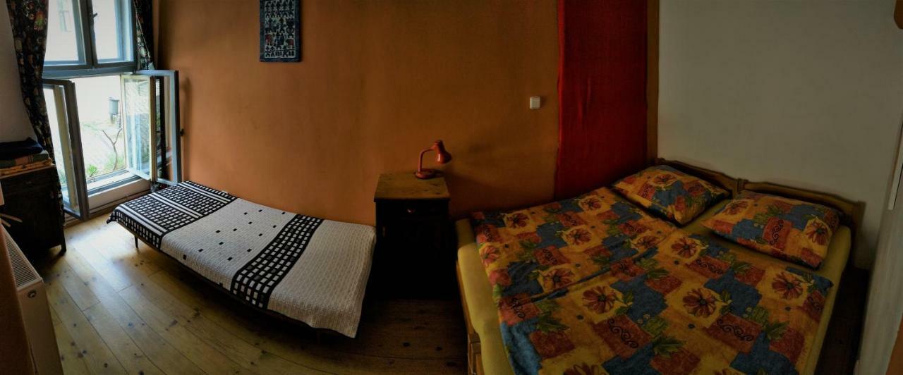 Lazy River Hostel Локет Екстер'єр фото